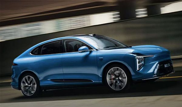 金王兴兴：用遥控追求极致速度；蔡浩宇AI游戏上架2719元｜极客早知道人生就是博-尊龙凯时Sam Altman：AI存在泡沫；宇树机器人夺(图8)